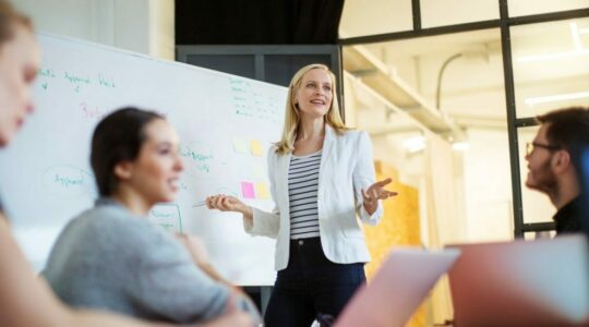 I Stock 576902490 meeting color 1100x550 1