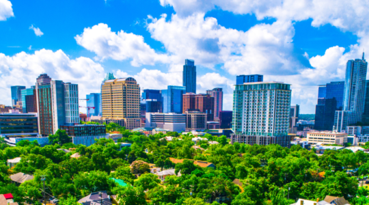 city-skyline-green-space